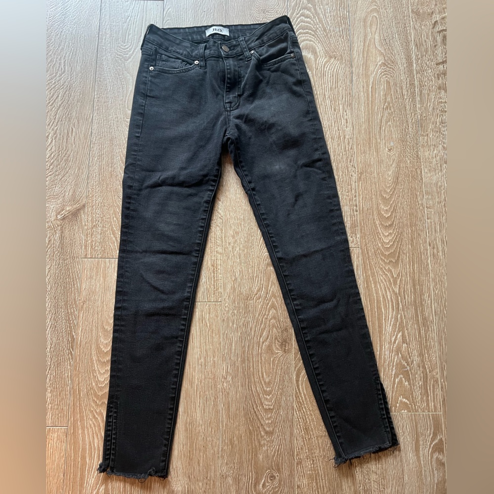 Black skinny jeans